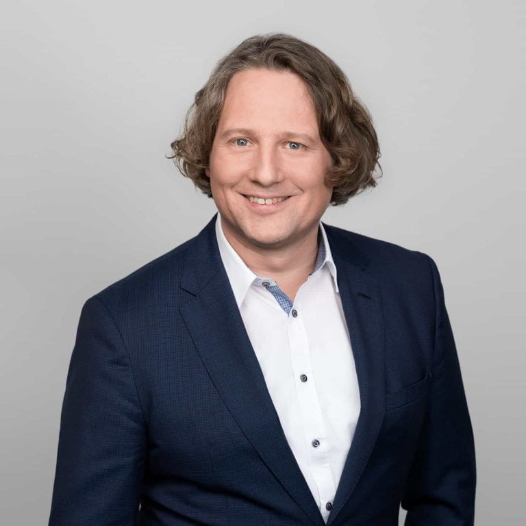 1d54e84dea93-StS_Christian_Rickerts_Foto_Hoffotografen_aktuell-e1583241343573