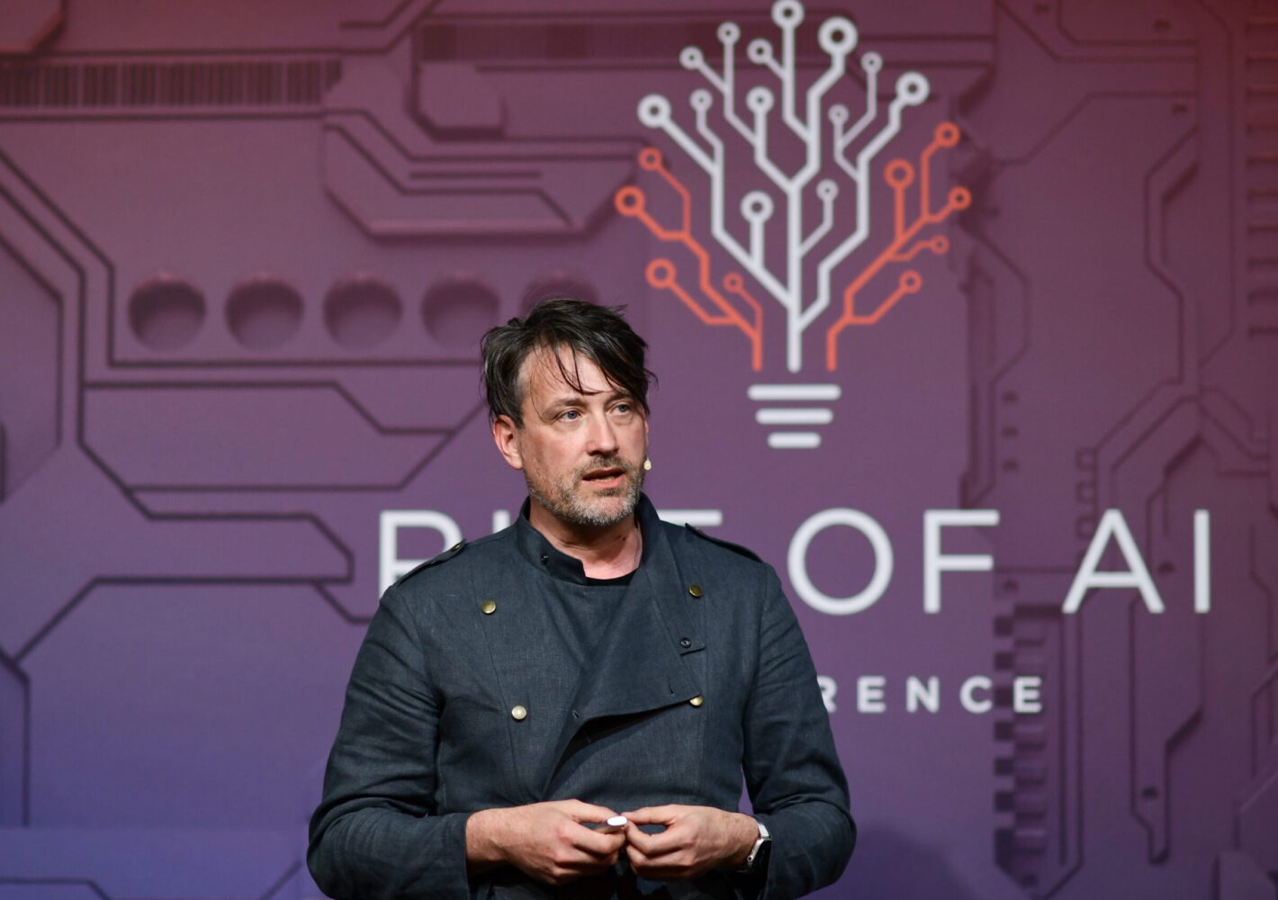 Rise_of_AI_Conference_2023_by-Thomas-Tiefseetaucher_4195-scaled